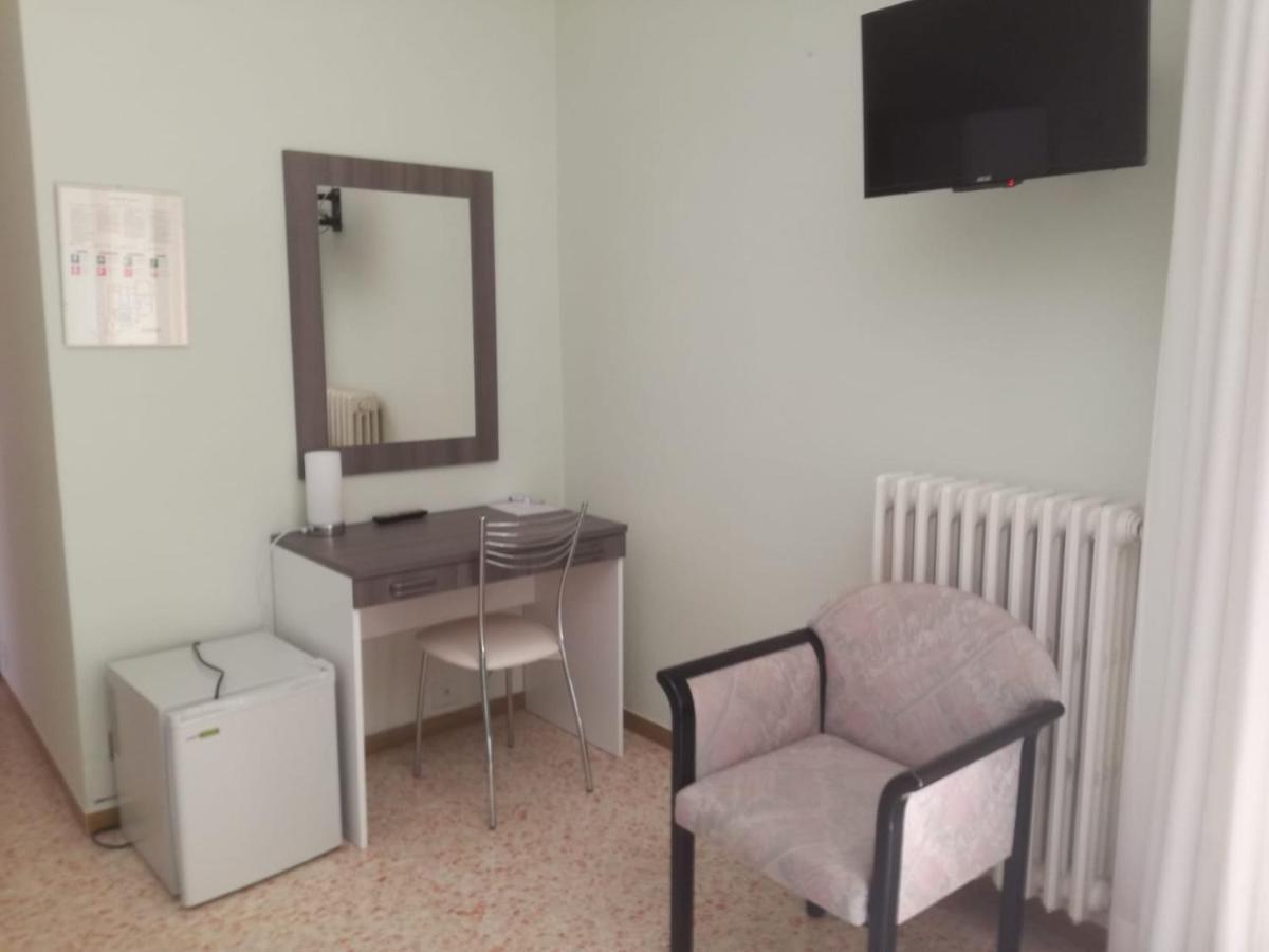 Hotel Saturno Chianciano Terme Eksteriør bilde