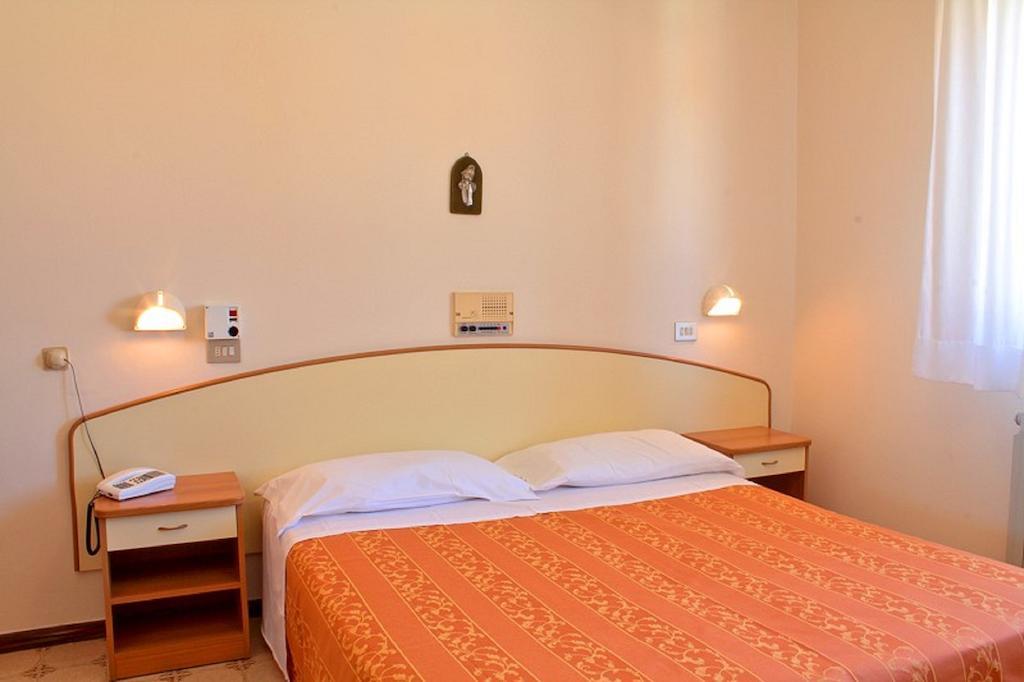 Hotel Saturno Chianciano Terme Rom bilde
