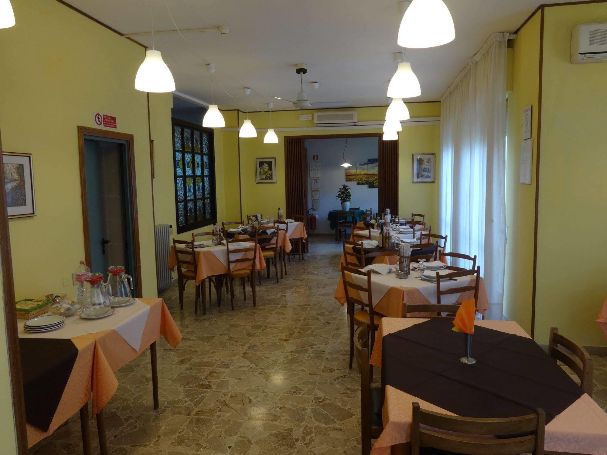 Hotel Saturno Chianciano Terme Eksteriør bilde